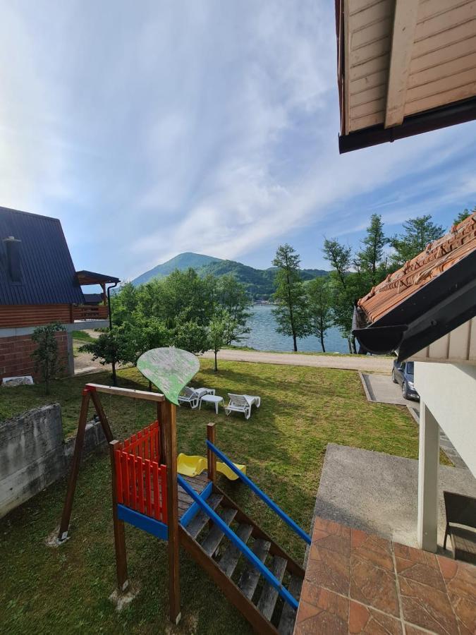 Cobras Plivsko Jezero, Jajce Villa Buitenkant foto
